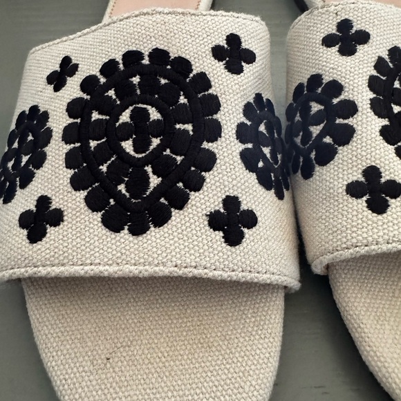 J. Crew Women’s Embroidered Cora Tan And Black Bohemian Slide Sandals Size 9.5 - Picture 3 of 9